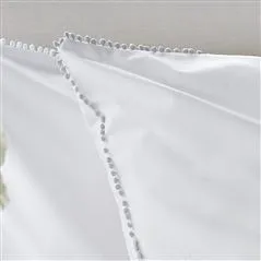 Ludlow Pale Gray Bedding