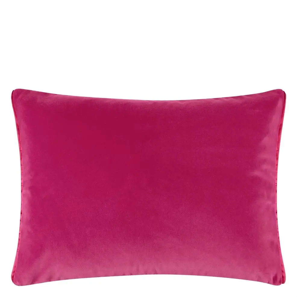 pink velvet cushion