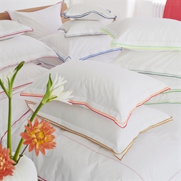 SHOP BED LINEN >